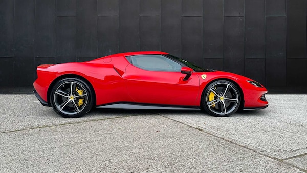 Used Ferrari 296 GTB 2023 for sale - 76205253: Photo 8