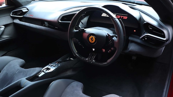 Used Ferrari 296 GTB 2022 for sale - 74890394: Photo 11