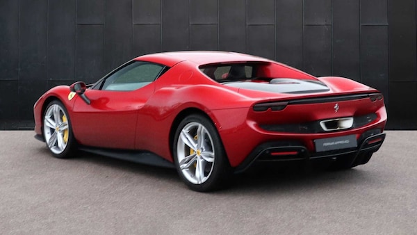 Used Ferrari 296 GTB 2022 for sale - 74890394: Photo 5