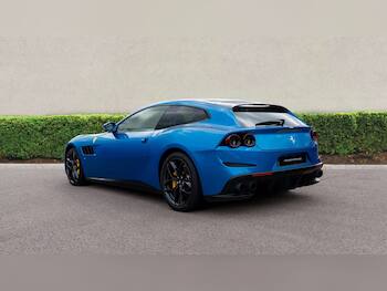 Used Ferrari GTC4Lusso 2019 for sale - 79878745: Photo