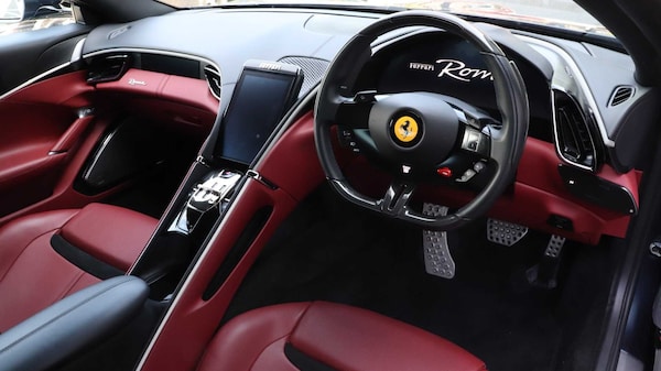 Used Ferrari Roma 2021 for sale - 75555268: Photo 11