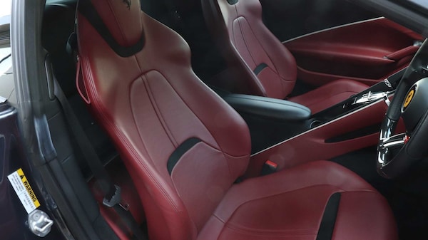 Used Ferrari Roma 2021 for sale - 75555268: Photo 17