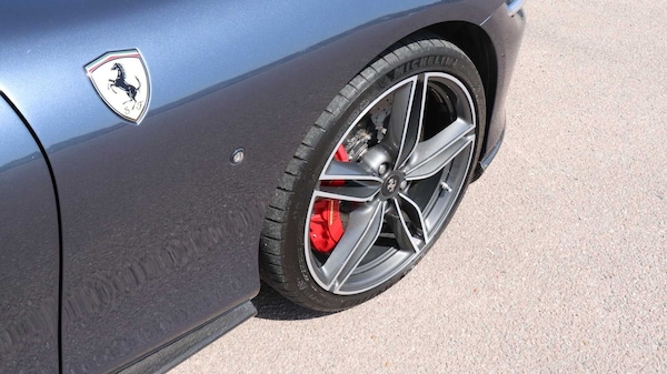 Used Ferrari Roma 2021 for sale - 75555268: Photo 9