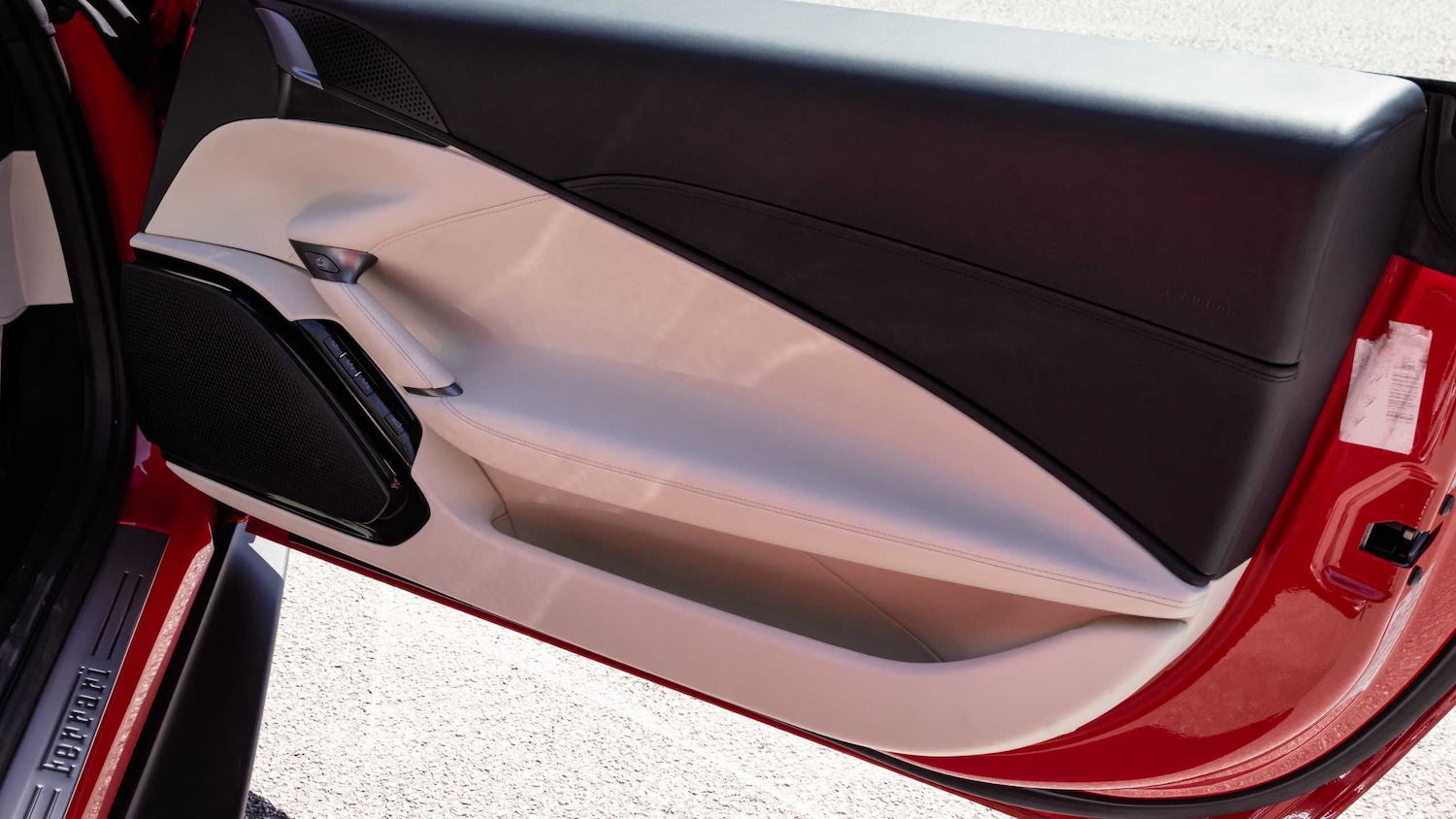 Used Ferrari Roma 2024 for sale - 77281851: Photo 23