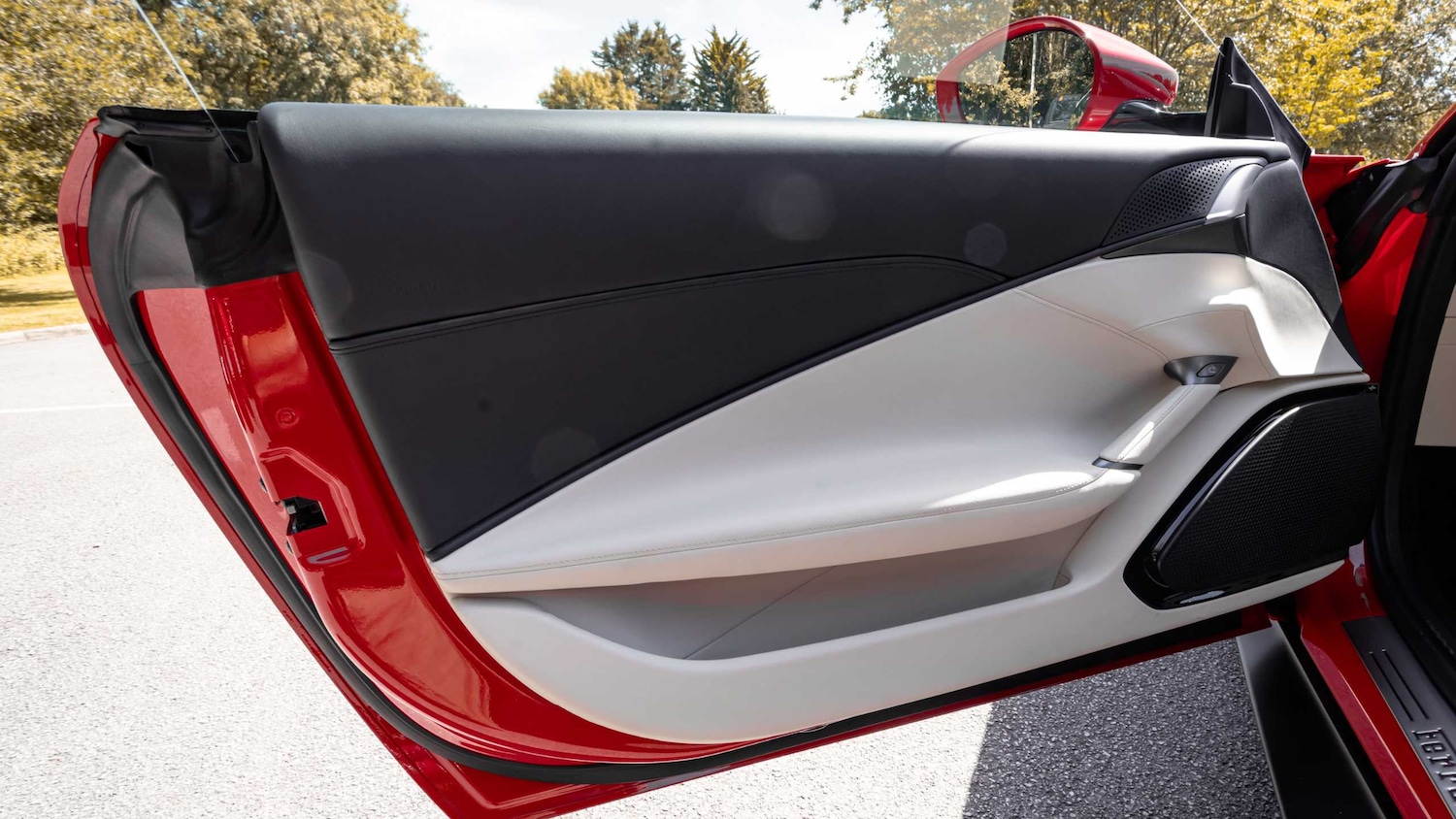 Used Ferrari Roma 2024 for sale - 77281851: Photo 24