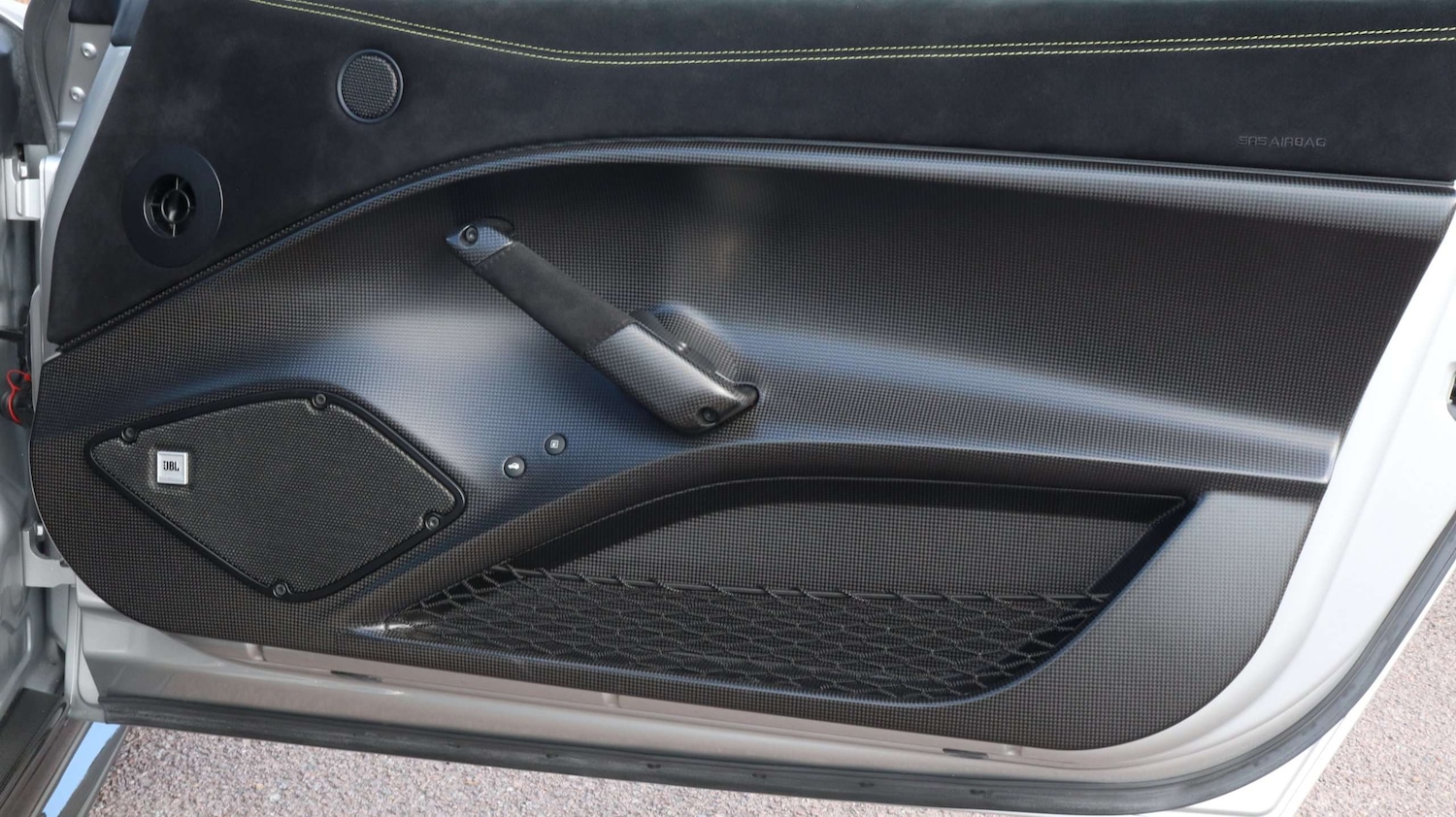 Used Ferrari F12 Berlinetta 2017 for sale - 77472742: Photo 23