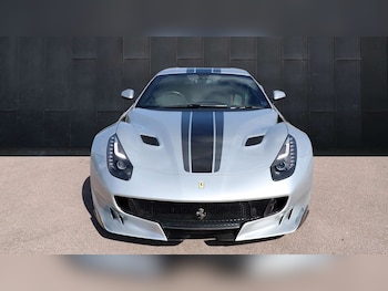 Used Ferrari F12 tdf 2017 for sale - 77472742: Photo