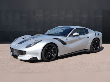 Used Ferrari F12 tdf 2017 for sale - 77472742: Photo