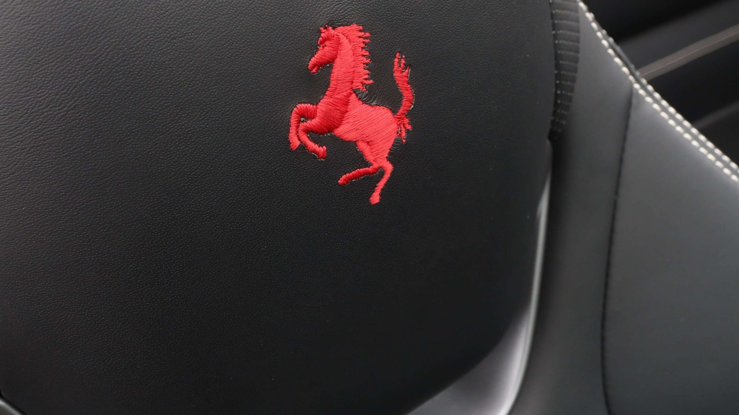 Used Ferrari Portofino 2019 for sale - 76804816: Photo 19