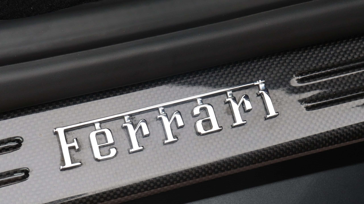 Used Ferrari Portofino 2019 for sale - 76286301: Photo 24