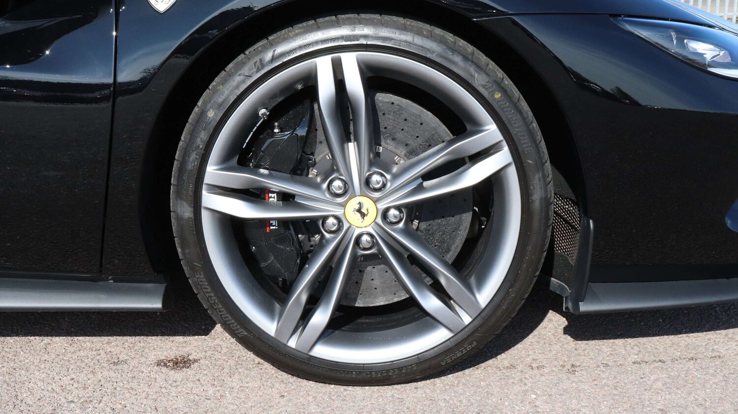 Used Ferrari 296 GTS 2023 for sale - 77500355: Photo 13