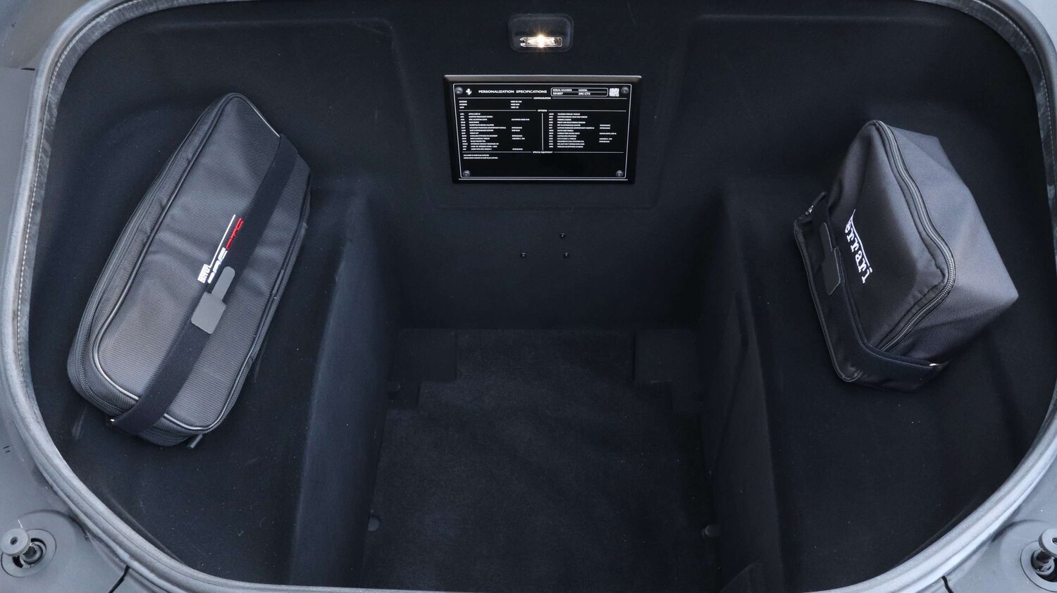 Used Ferrari 296 GTS 2023 for sale - 77500355: Photo 30