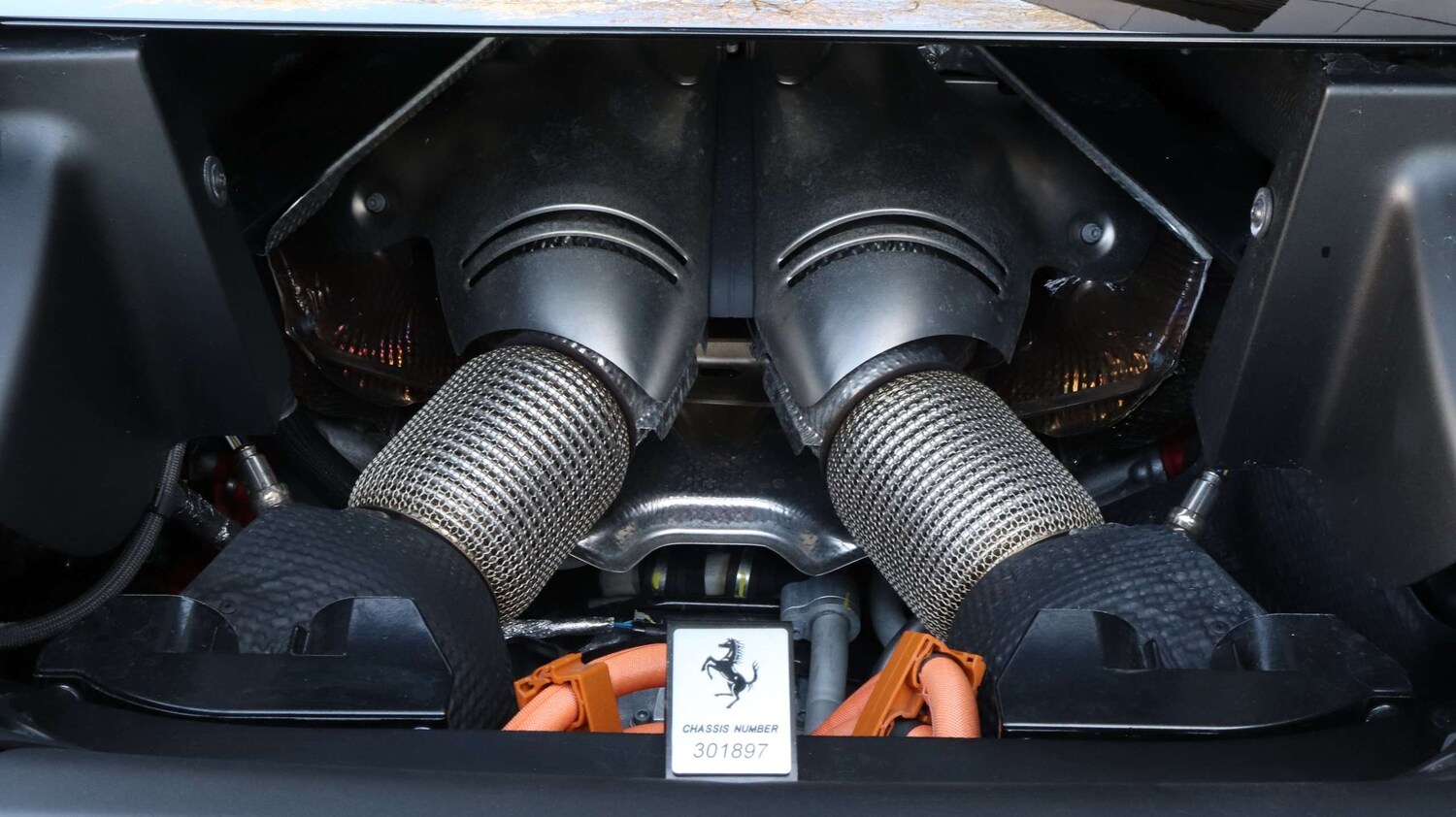 Used Ferrari 296 GTS 2023 for sale - 77500355: Photo 33