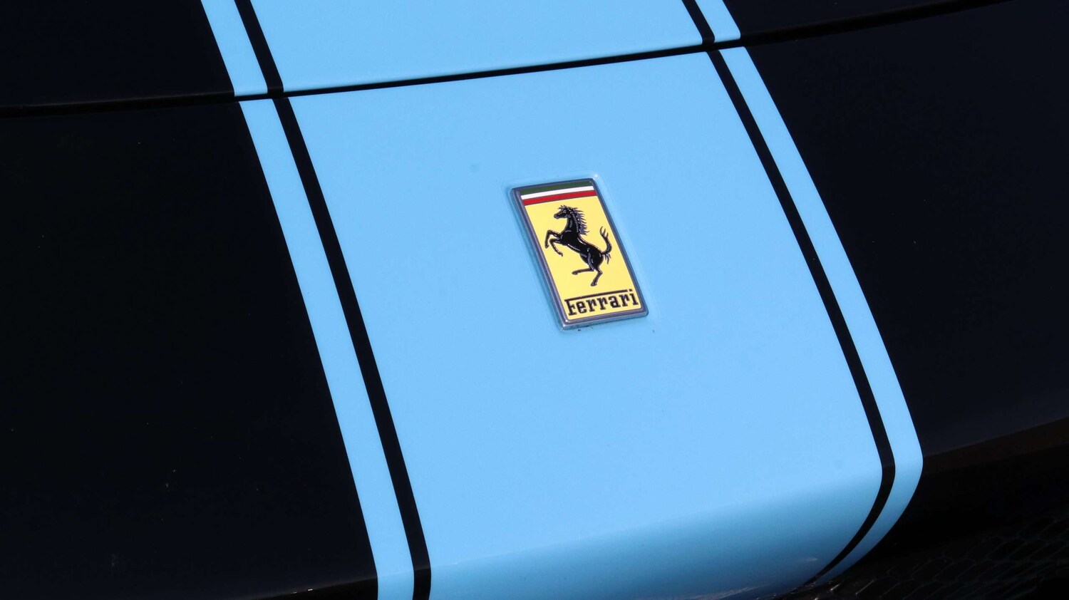 Used Ferrari 296 GTS 2023 for sale - 77500355: Photo 34