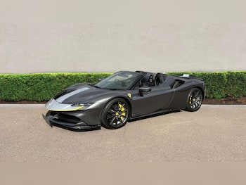 Used Ferrari SF90 Spider 2022 for sale - 79637576: Photo