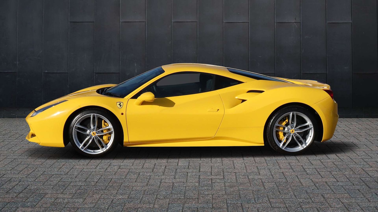 Used Ferrari 488 2017 for sale - 77885836: Photo 4