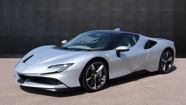 Used Ferrari SF90 Stradale 2021 for sale - 74575946: Photo 3