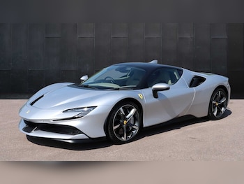 Used Ferrari SF90 Stradale 2021 for sale - 74575946: Photo