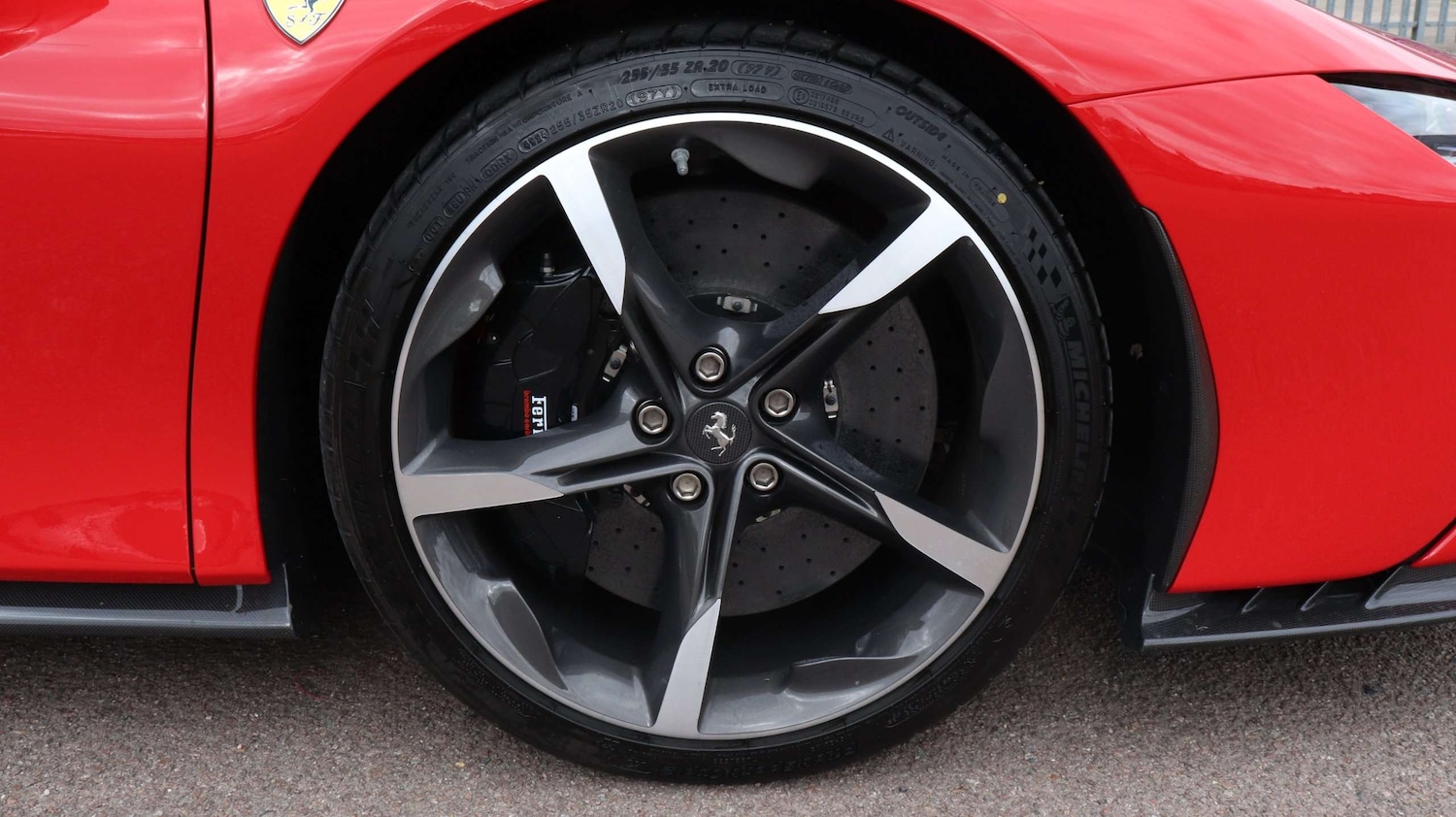 Used Ferrari SF90 Stradale 2021 for sale - 77472460: Photo 10