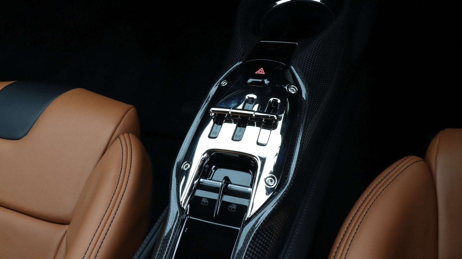 Used Ferrari SF90 Stradale 2021 for sale - 77472460: Photo 16