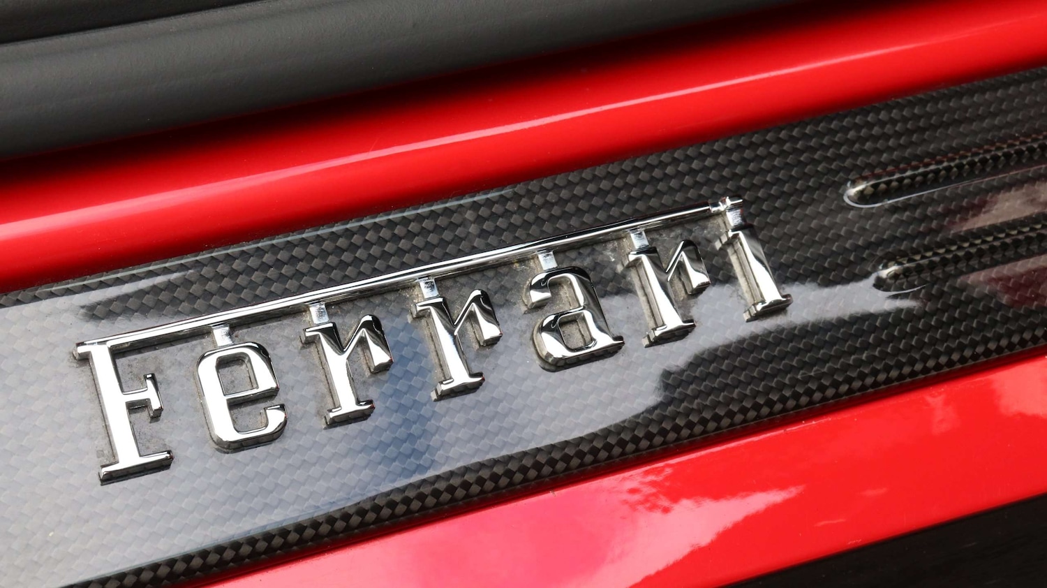 Used Ferrari SF90 Stradale 2021 for sale - 77472460: Photo 23