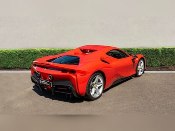 Used Ferrari SF90 Spider 2022 for sale - 79797917: Photo