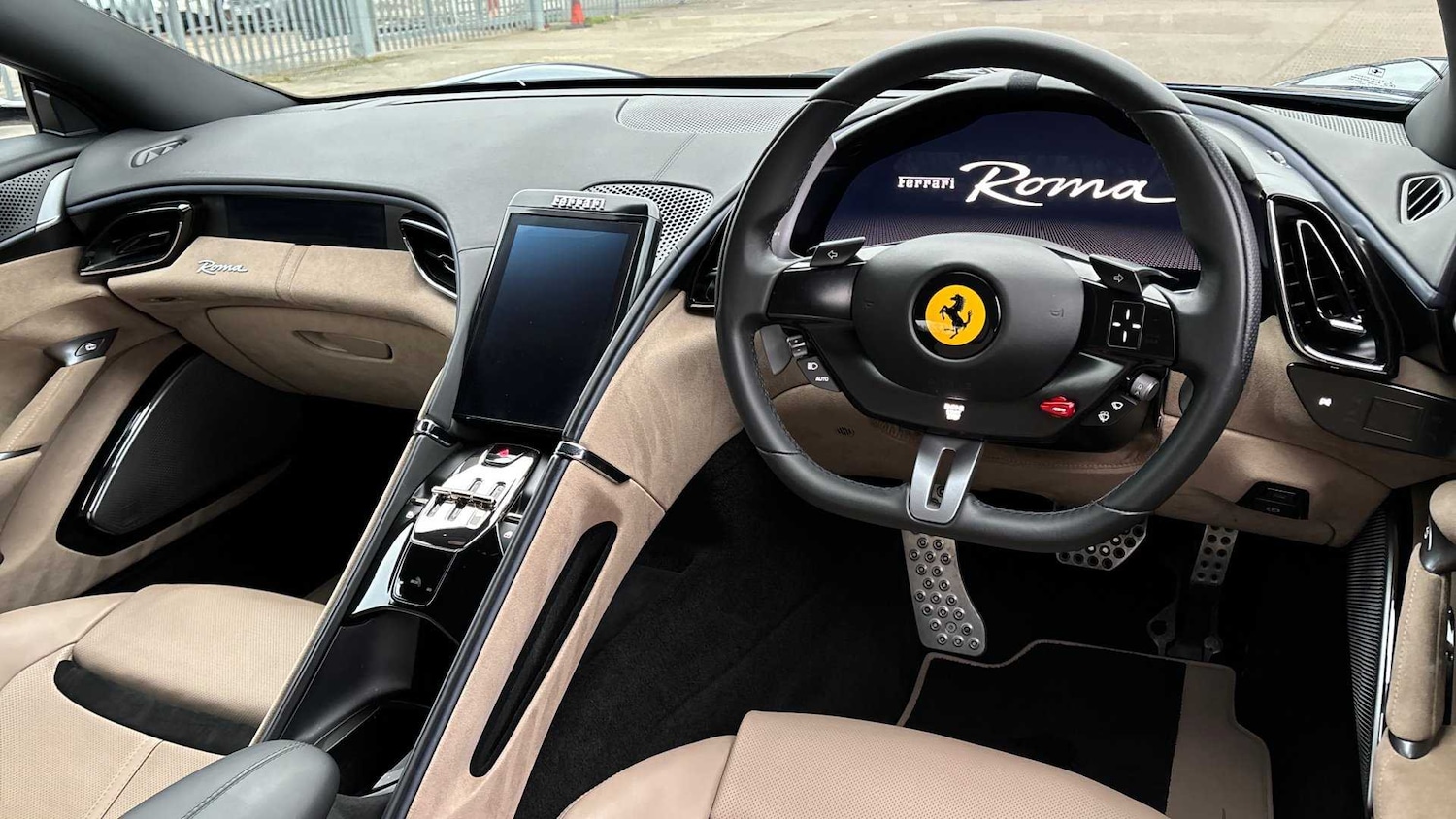 Used Ferrari Roma 2024 for sale - 77147363: Photo 15