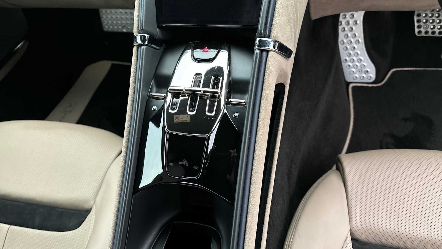 Used Ferrari Roma 2024 for sale - 77147363: Photo 17