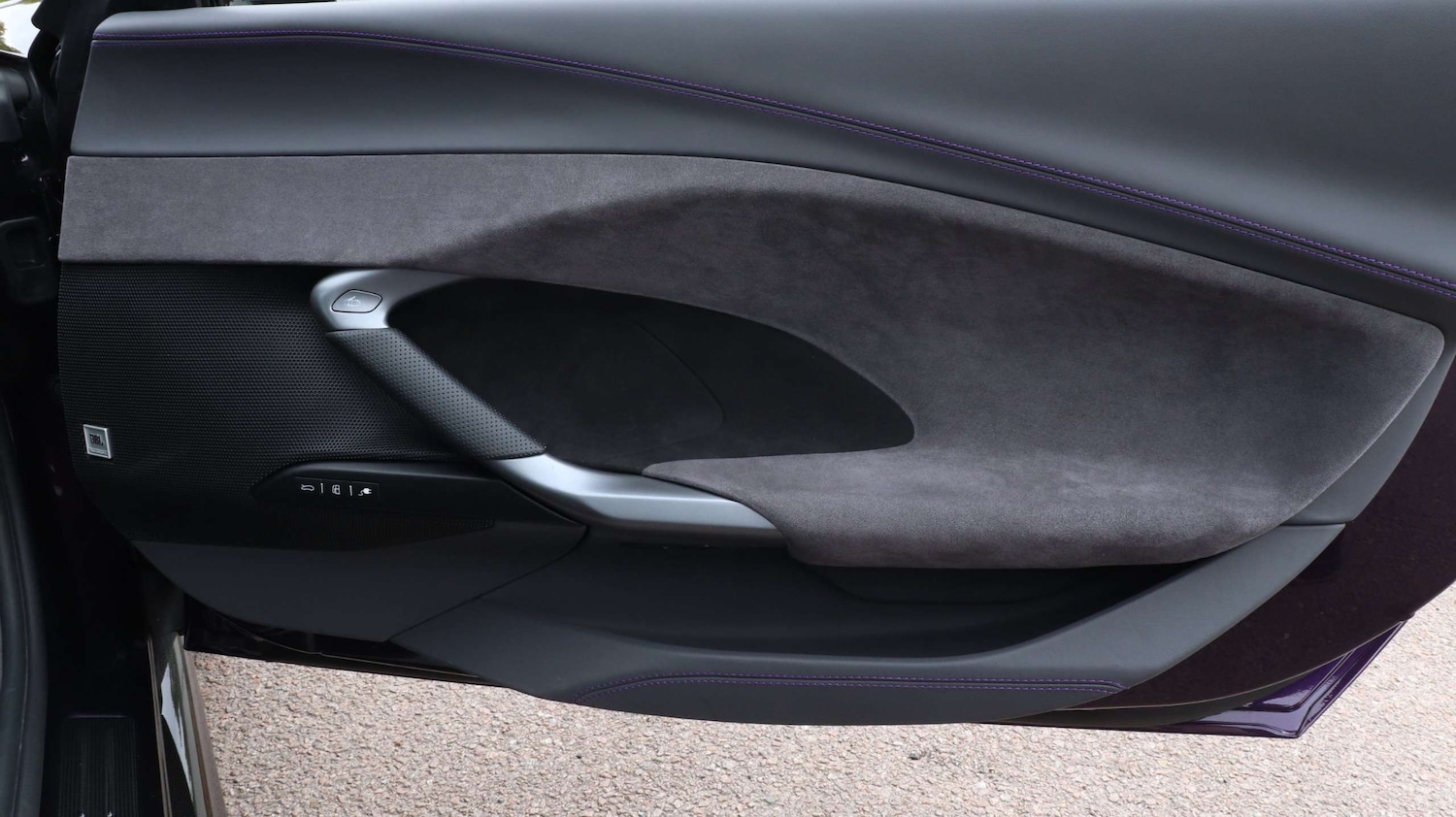 Used Ferrari 296 GTB 2023 for sale - 75846135: Photo 23