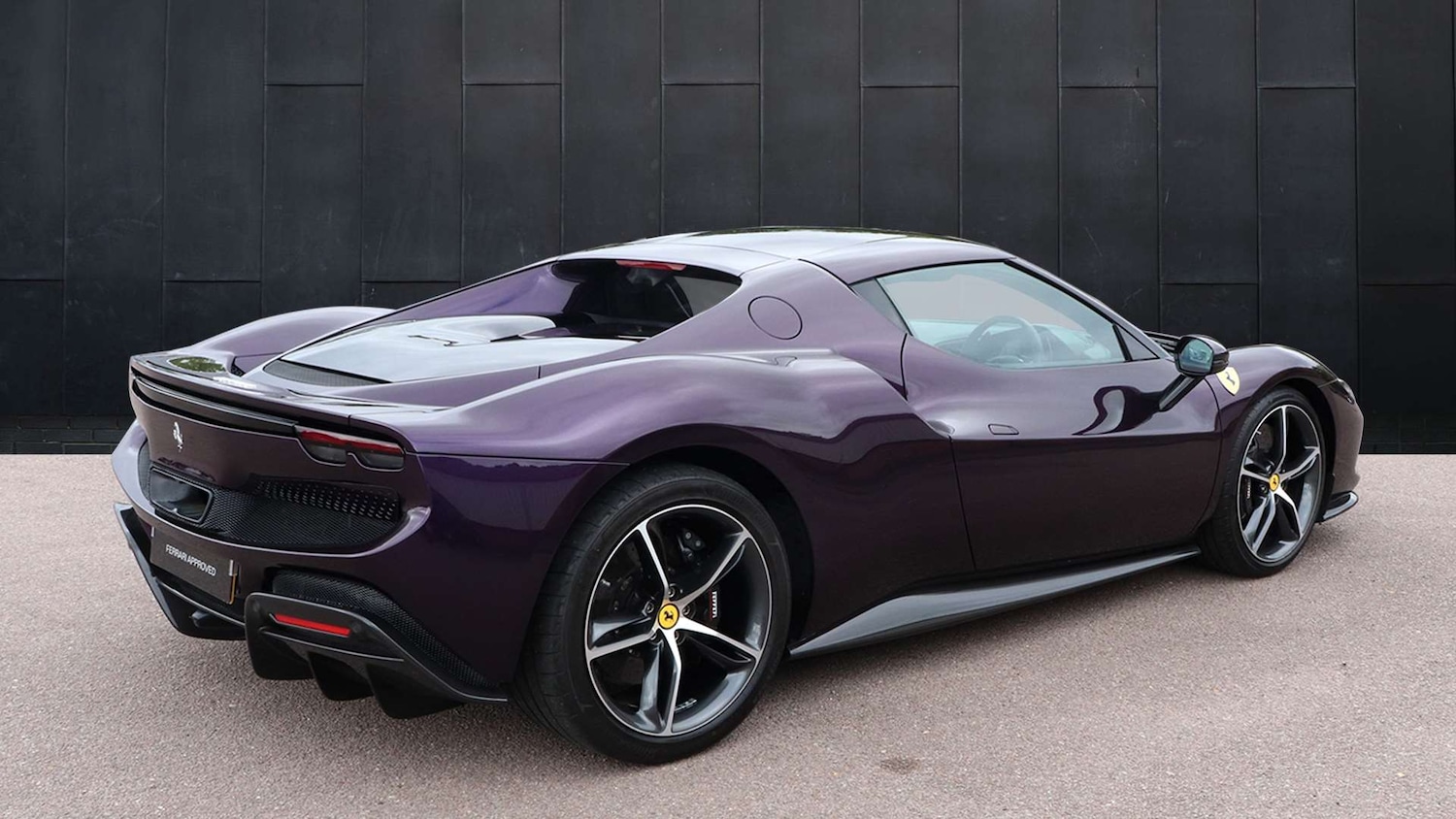 Used Ferrari 296 GTB 2023 for sale - 75846135: Photo 7