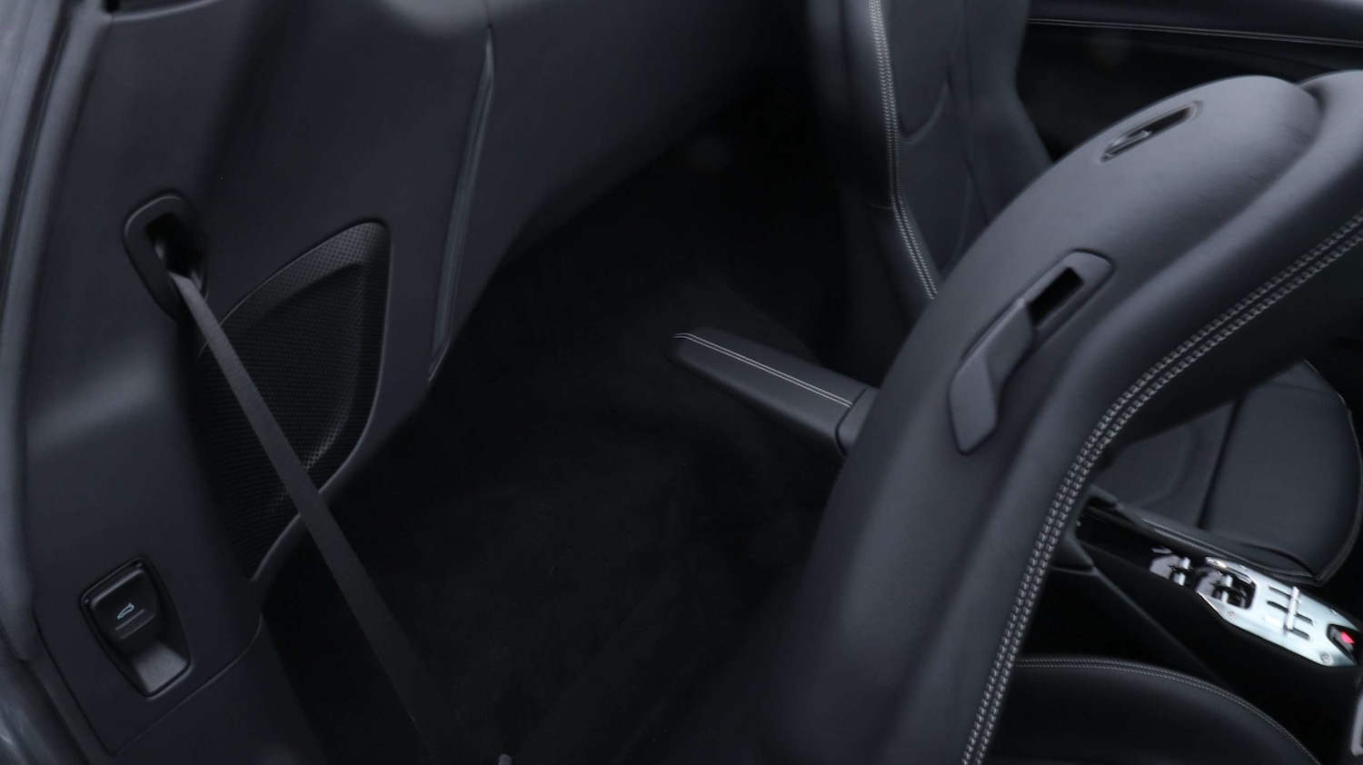 Used Ferrari 296 GTS 2024 for sale - 77458495: Photo 24