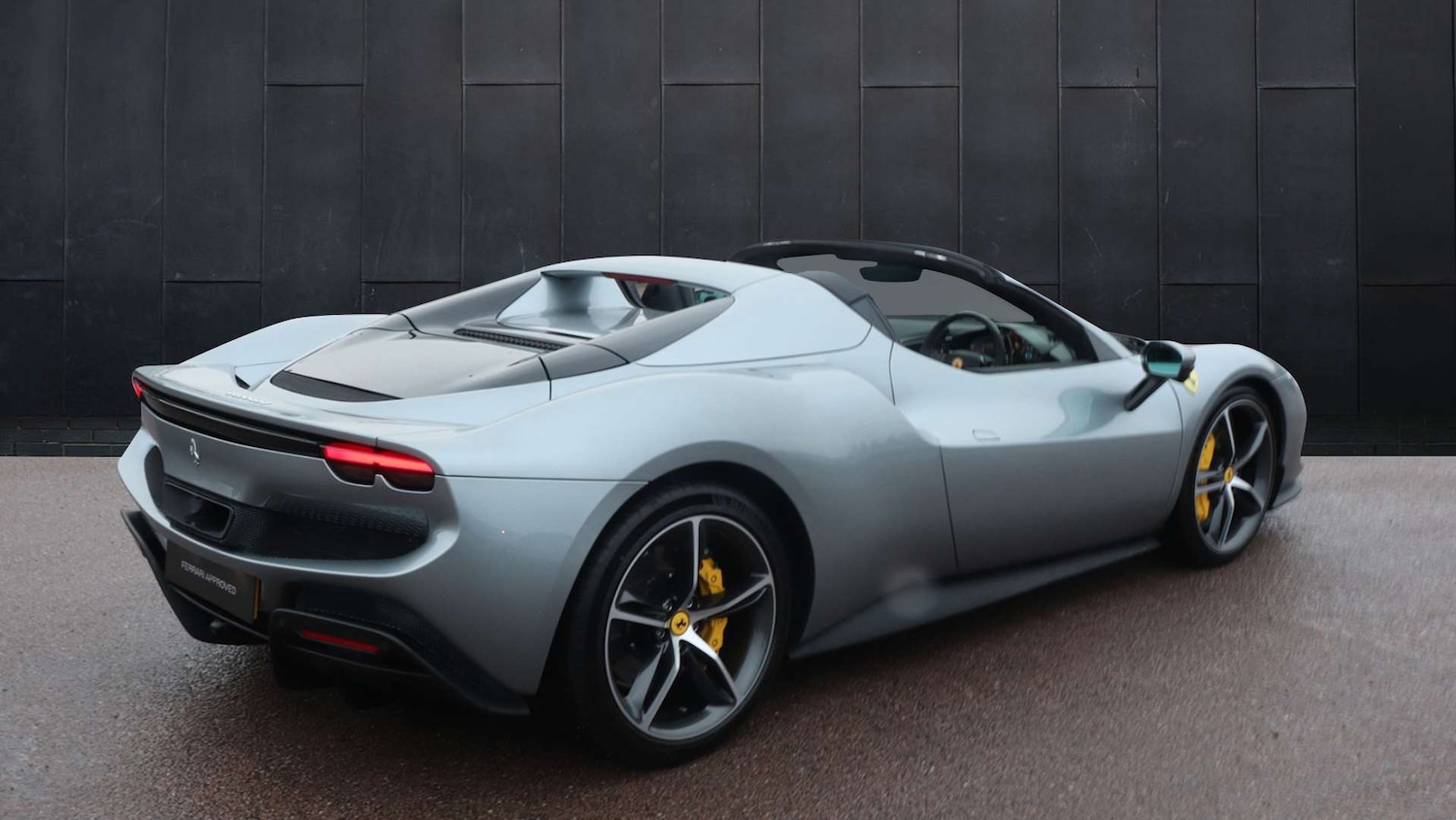 Used Ferrari 296 GTS 2024 for sale - 77458495: Photo 7