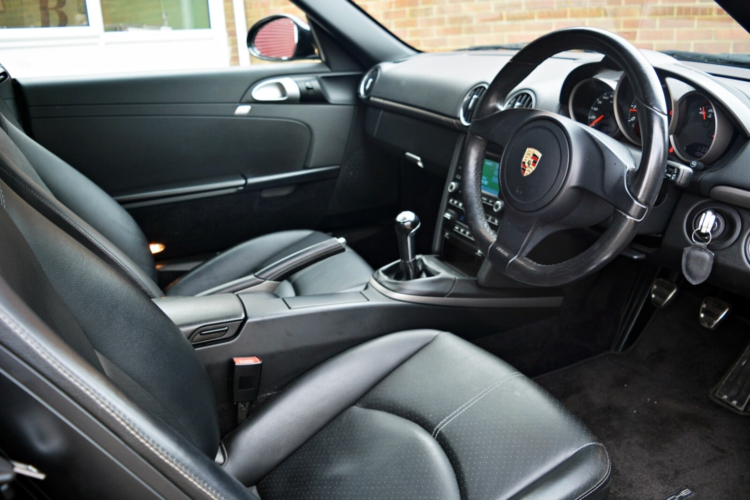 Used Porsche Cayman 2011 for sale - 76140342: Photo 16