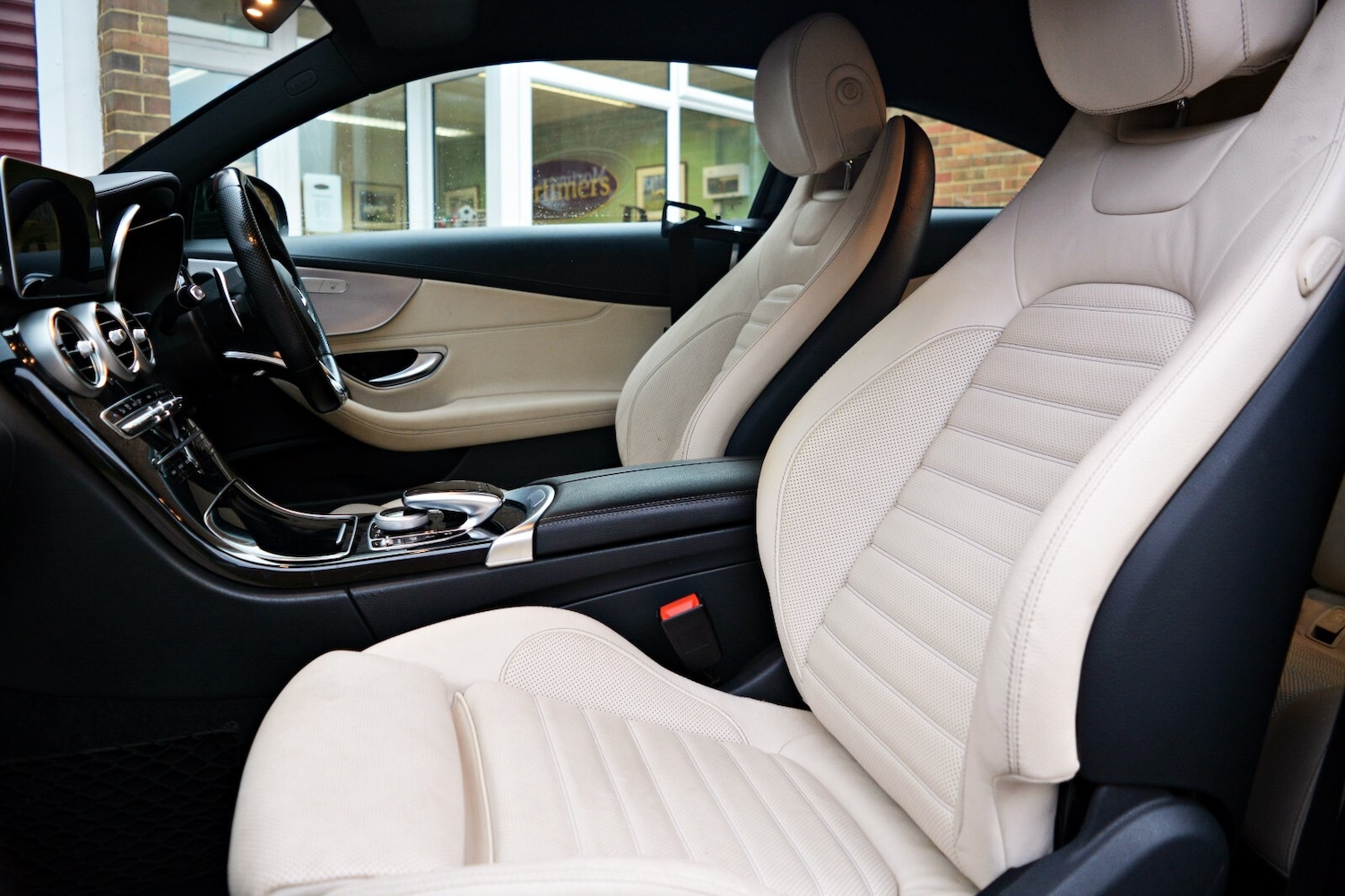 Used Mercedes-Benz C Class 2019 for sale - 76289981: Photo 16