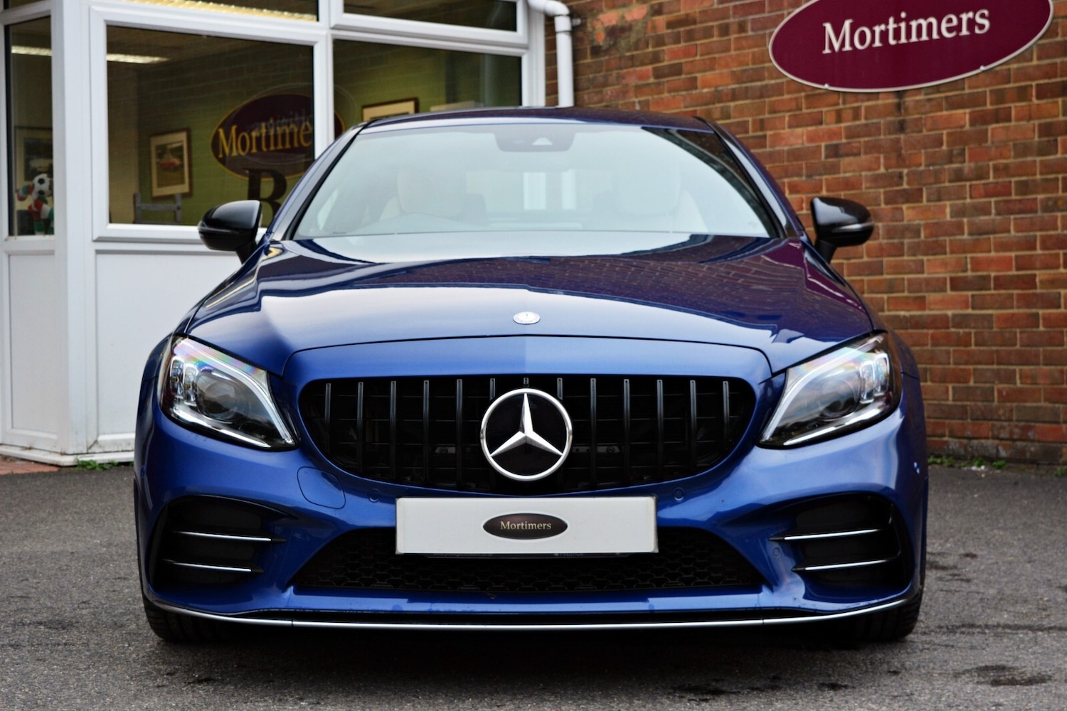 Used Mercedes-Benz C Class 2019 for sale - 76289981: Photo 2