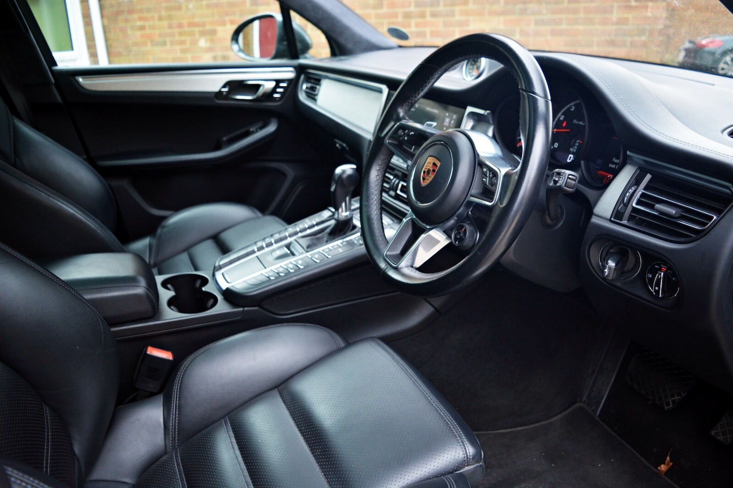 Used Porsche Macan 2019 for sale - 76037688: Photo 3