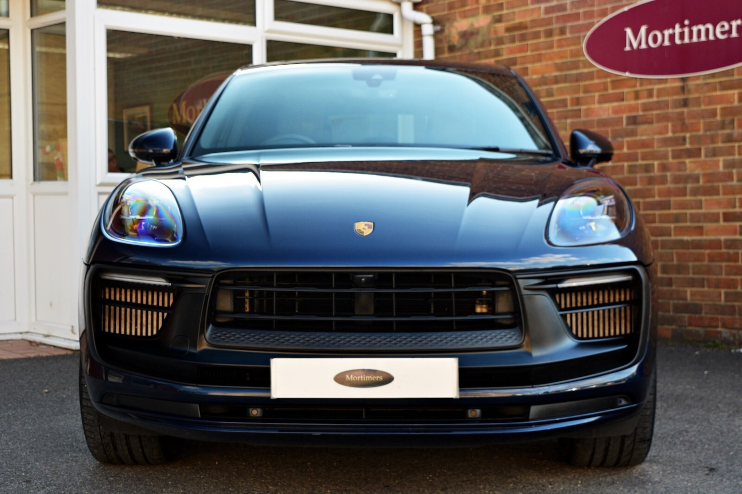 Used Porsche Macan 2022 for sale - 76124855: Photo 2