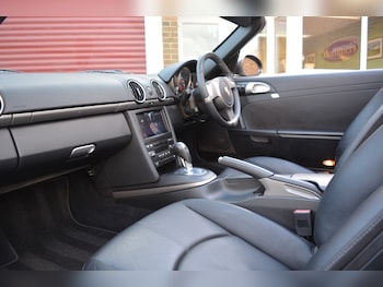 Used Porsche Boxster 2011 for sale - 76722158: Photo