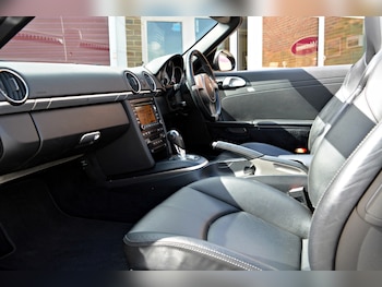 Used Porsche Boxster 2010 for sale - 76977701: Photo