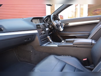 Used Mercedes-Benz E Class 2013 for sale - 76514899: Photo