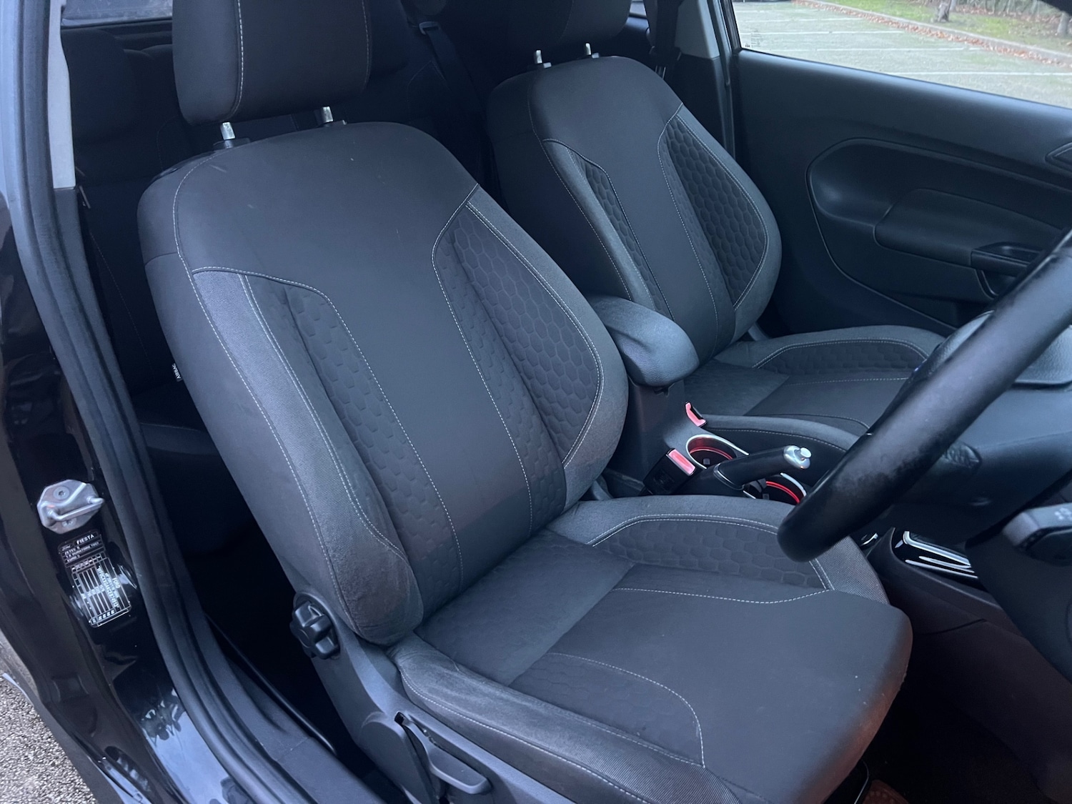 Used Ford Fiesta 2014 for sale - 76630418: Photo 8