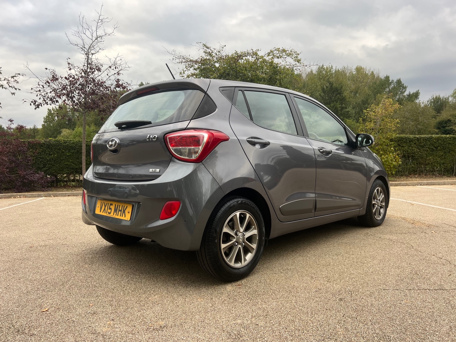 Used Hyundai i10 2015 for sale - 76114394: Photo 2