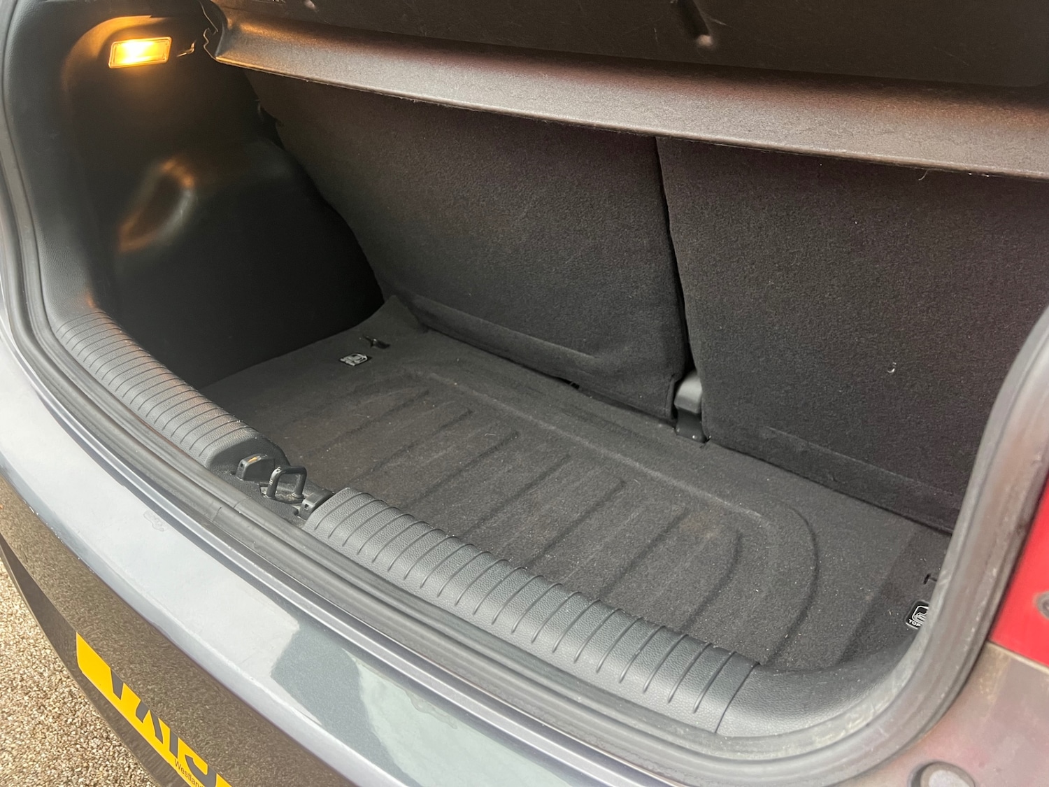 Used Hyundai i10 2015 for sale - 76114394: Photo 5
