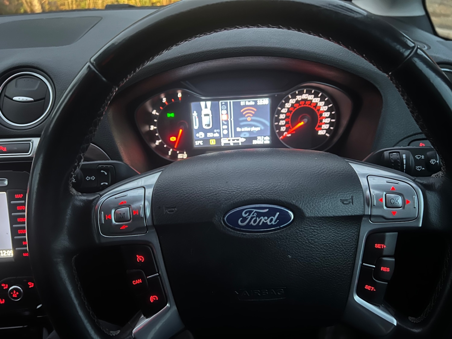 Used Ford S-Max 2012 for sale - 76299679: Photo 10
