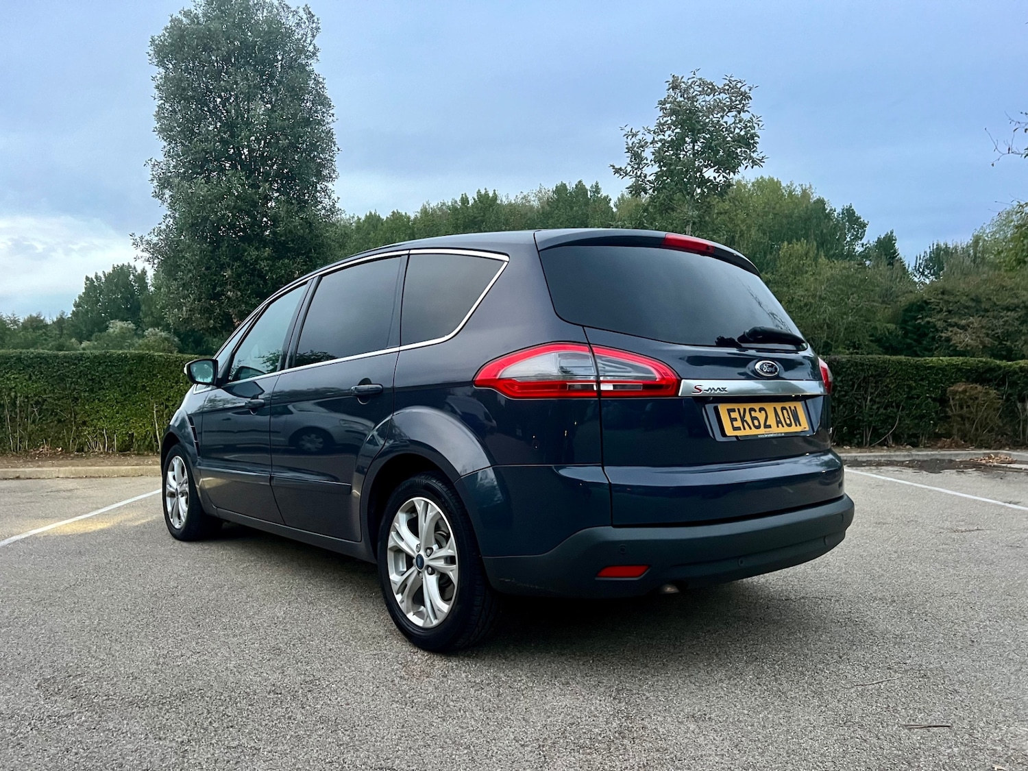 Used Ford S-Max 2012 for sale - 76299679: Photo 2