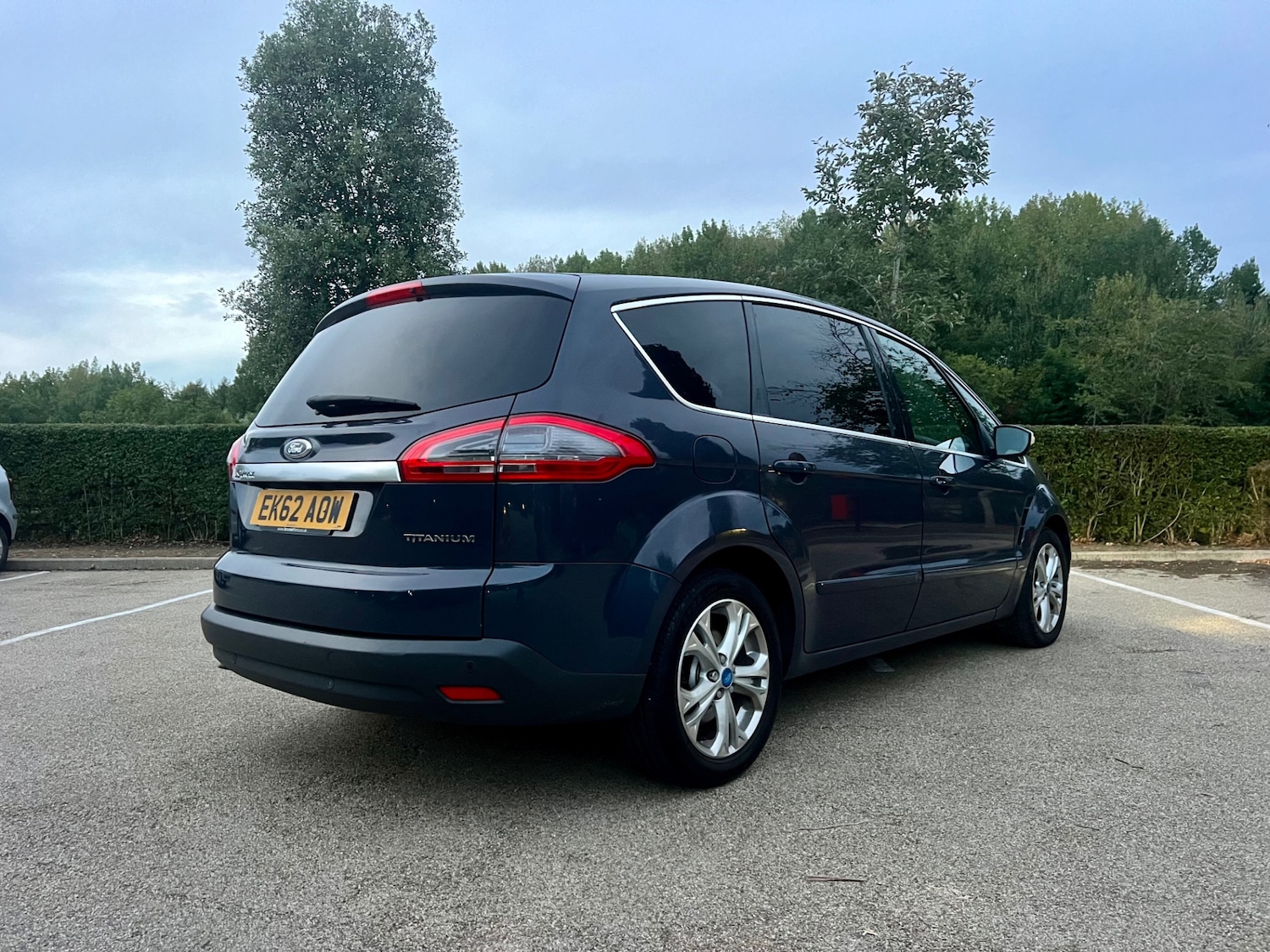 Used Ford S-Max 2012 for sale - 76299679: Photo 4