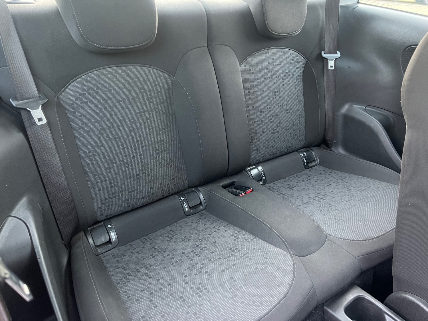 Used Vauxhall ADAM 2015 for sale - 77601869: Photo 6