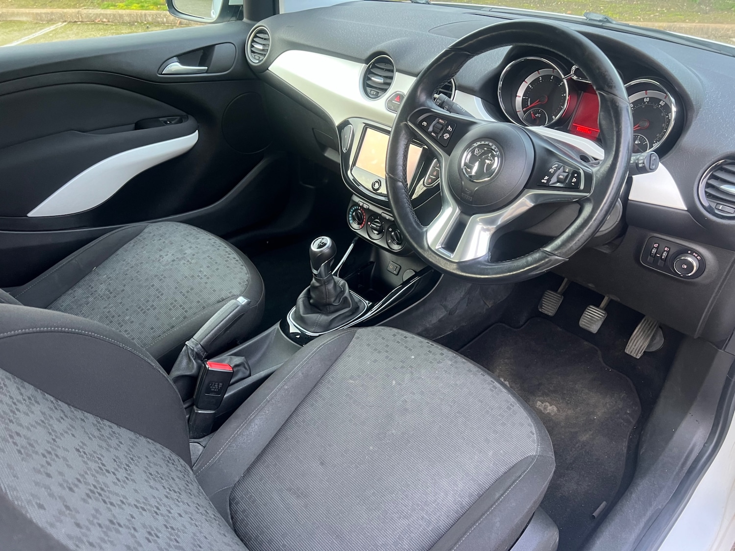 Used Vauxhall ADAM 2015 for sale - 77601869: Photo 8