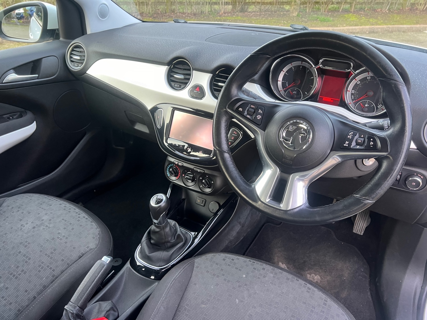 Used Vauxhall ADAM 2015 for sale - 77601869: Photo 9