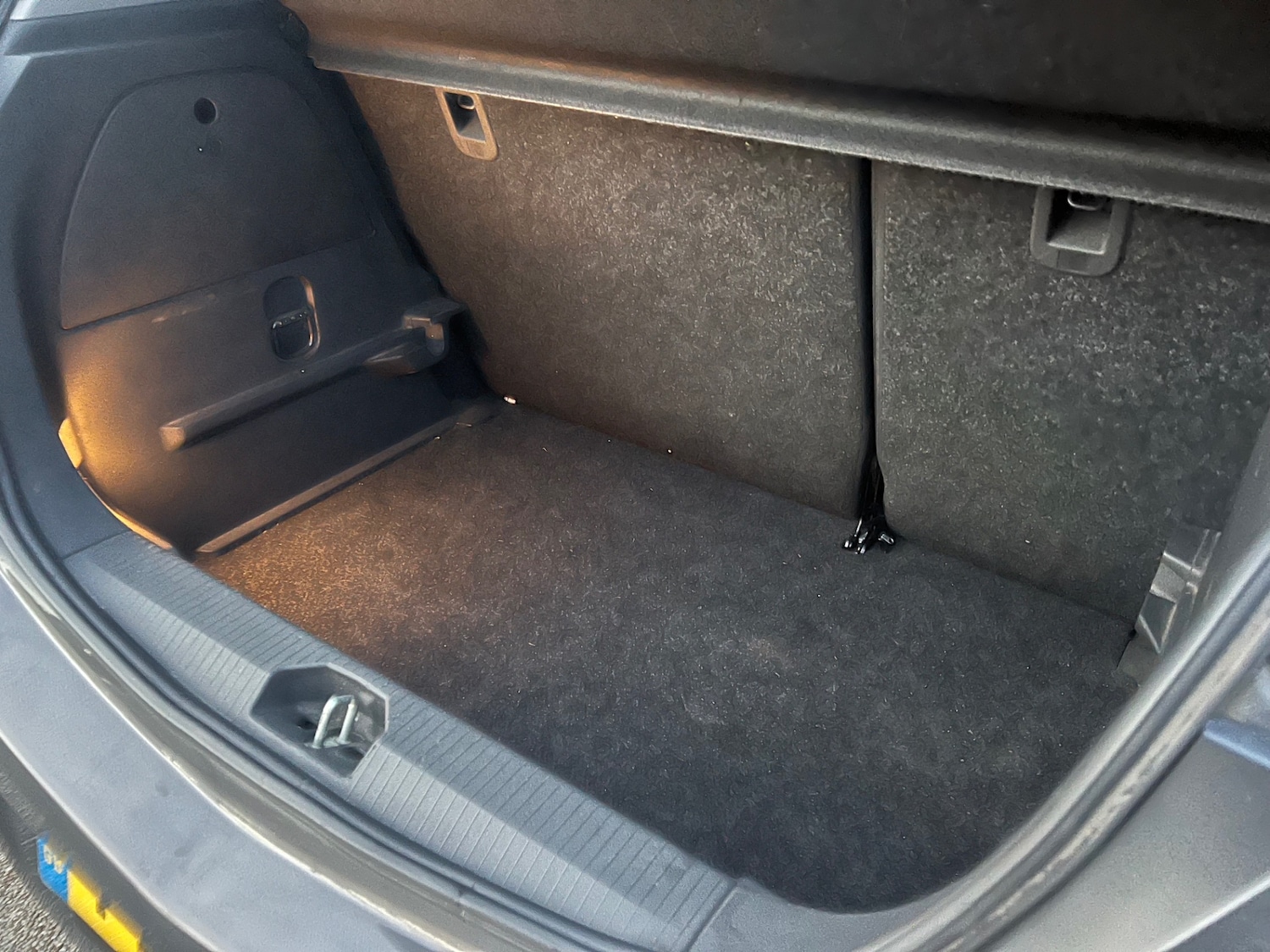 Used Vauxhall Corsa 2013 for sale - 76410300: Photo 5